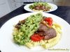 Steakpfanne mit Avocadopüree